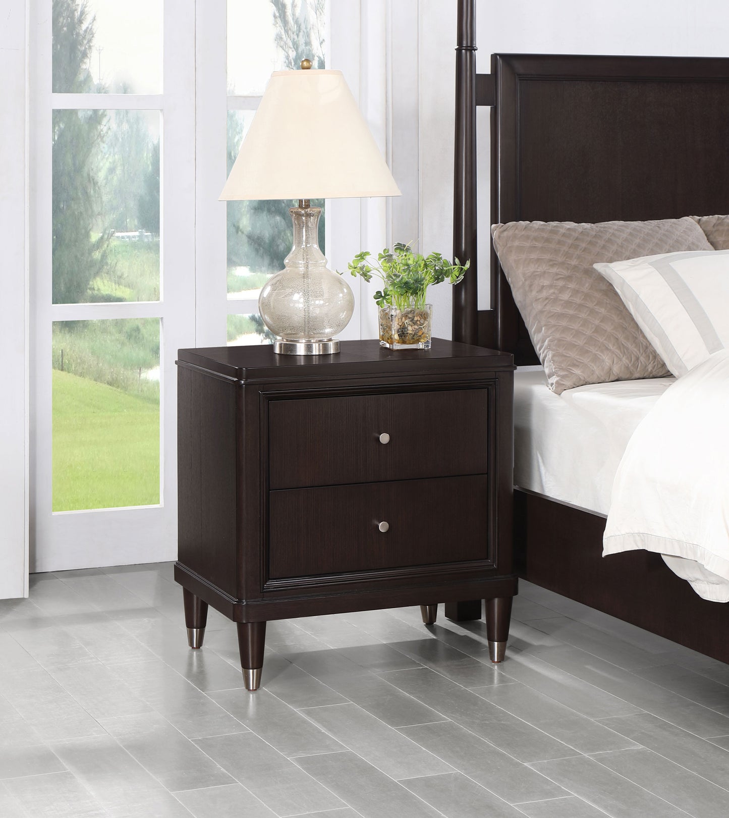 Emberlyn 2-drawer Nightstand Brown